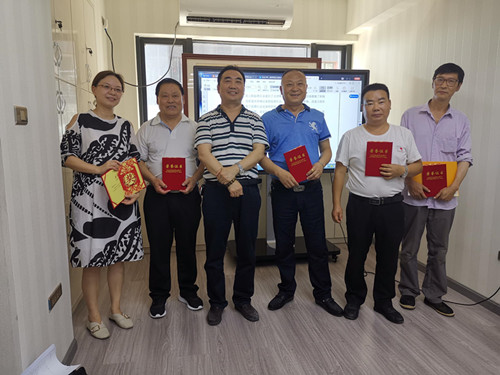 编写监理日志优秀员工