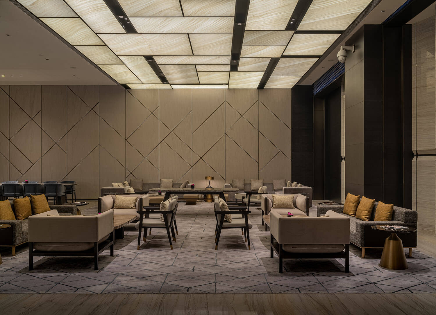 郑州酒店设计公司-保利洲际酒店装修设计案例(图9) 郑州酒店设计公司-保利洲际酒店装修设计案例(图9)