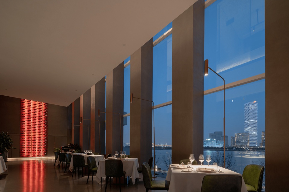 郑州餐厅设计公司西岸美术馆餐厅装修案例(图8) 郑州餐厅设计公司西岸美术馆餐厅装修案例(图8)