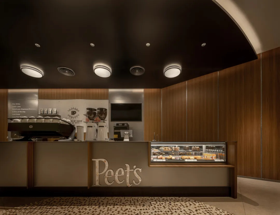 海港文化复古风情 Peets皮爷咖啡店装修设计(图6) 海港文化复古风情 Peets皮爷咖啡店装修设计(图6)
