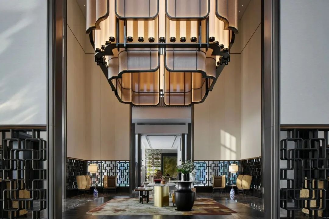 郑州火锅店装修设计公司推荐:金博大,打造盈利型餐饮空间(图1) 酒店装修设计实拍图 (4).jpeg